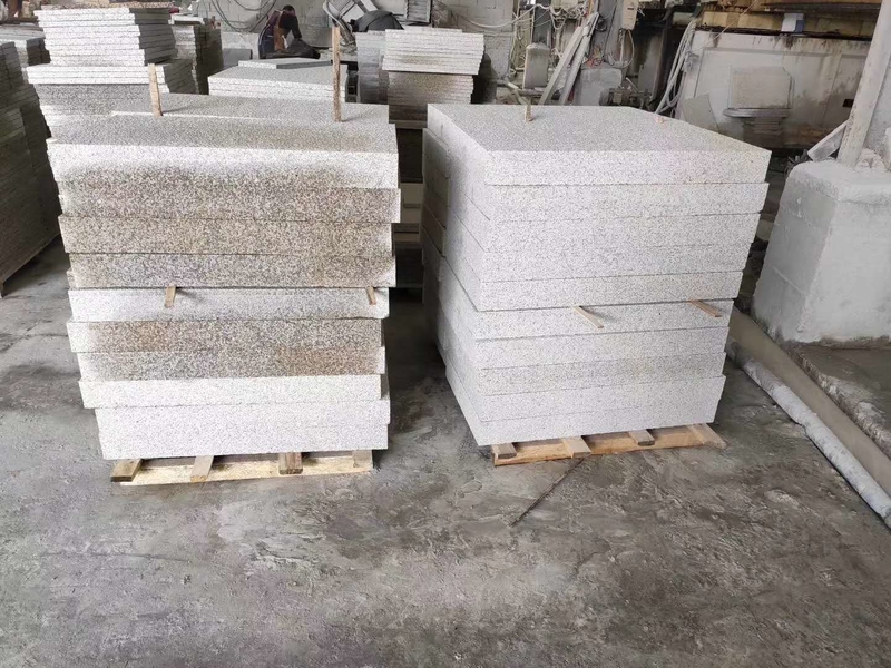 荔枝面 壓頂石